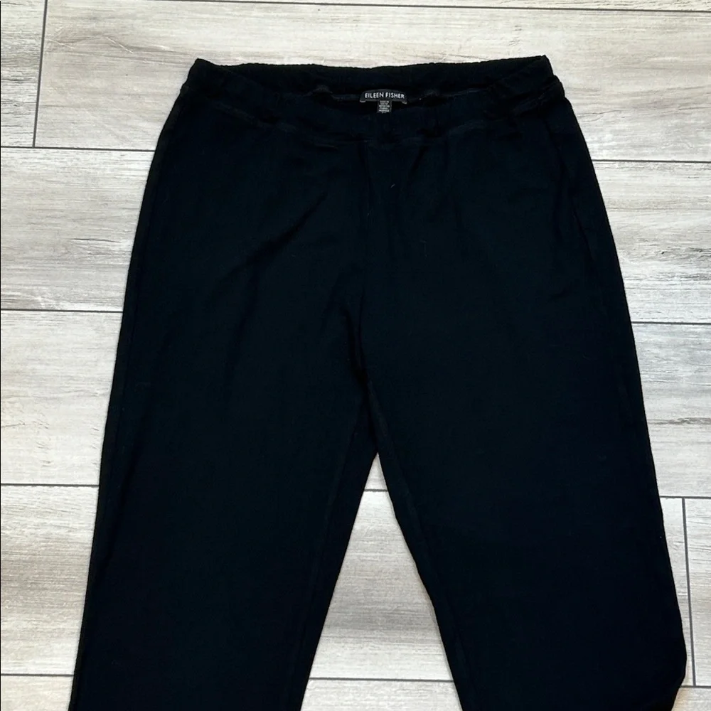 Eileen Fisher black viscose cuffed pull on pants size XS